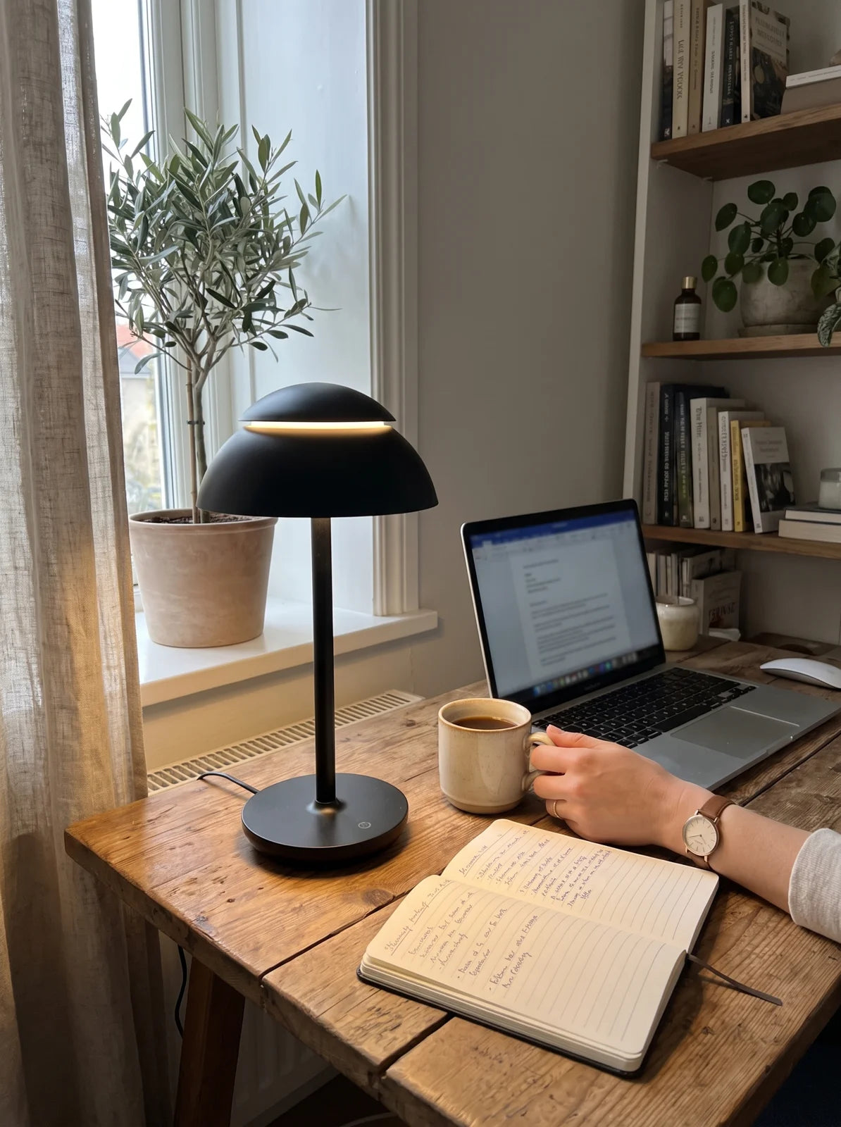 PowerLuxe Rechargeable Table Lamp - iwt3_image