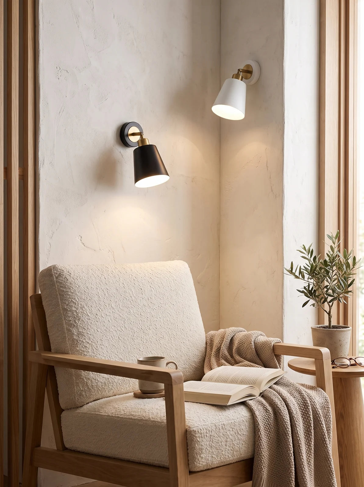 Modern Metal Wall Sconce Light - iwt2_image