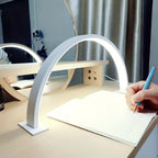 Lampe de bureau LED croissant de lune