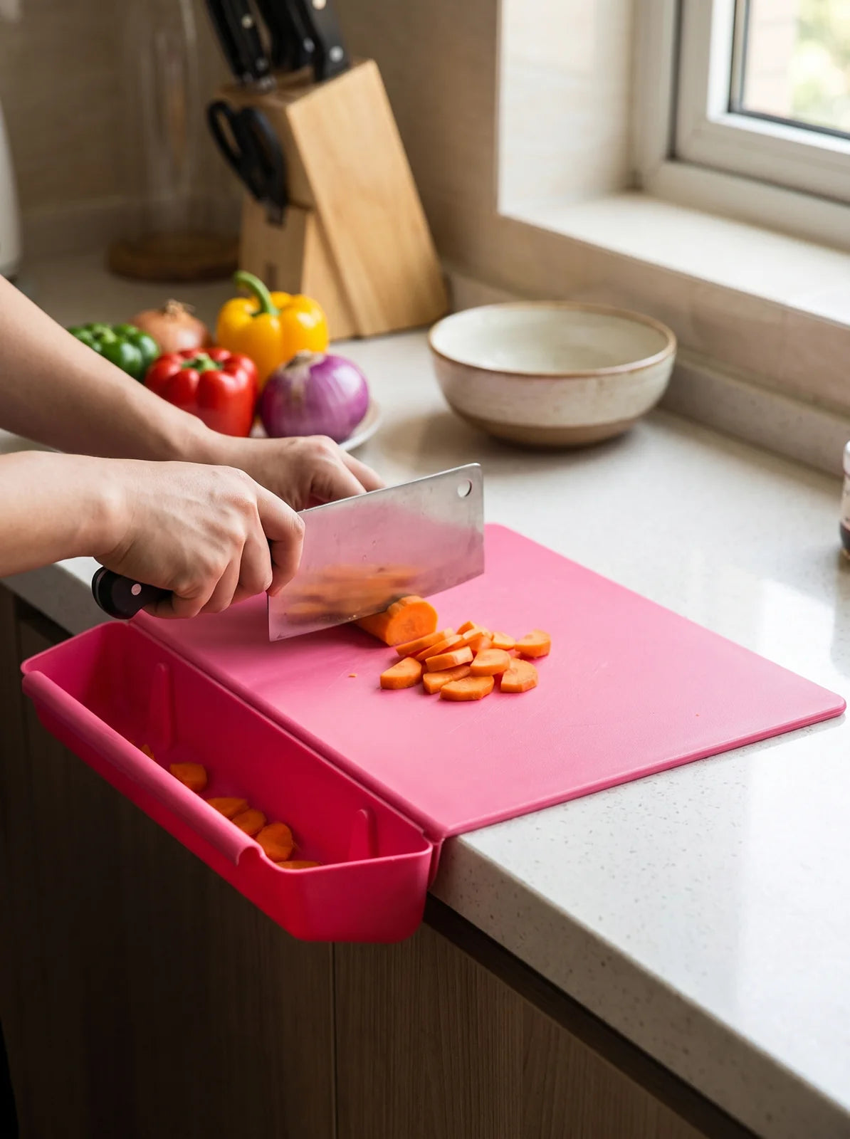 2-in-1 Chopping Board with Storage - iwt3_image