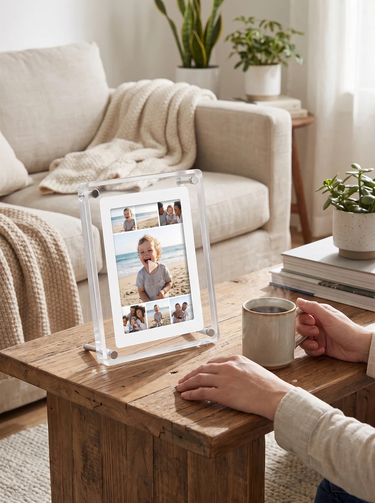 ClearFrame Acrylic Digital Photo Frame - iwt3_image
