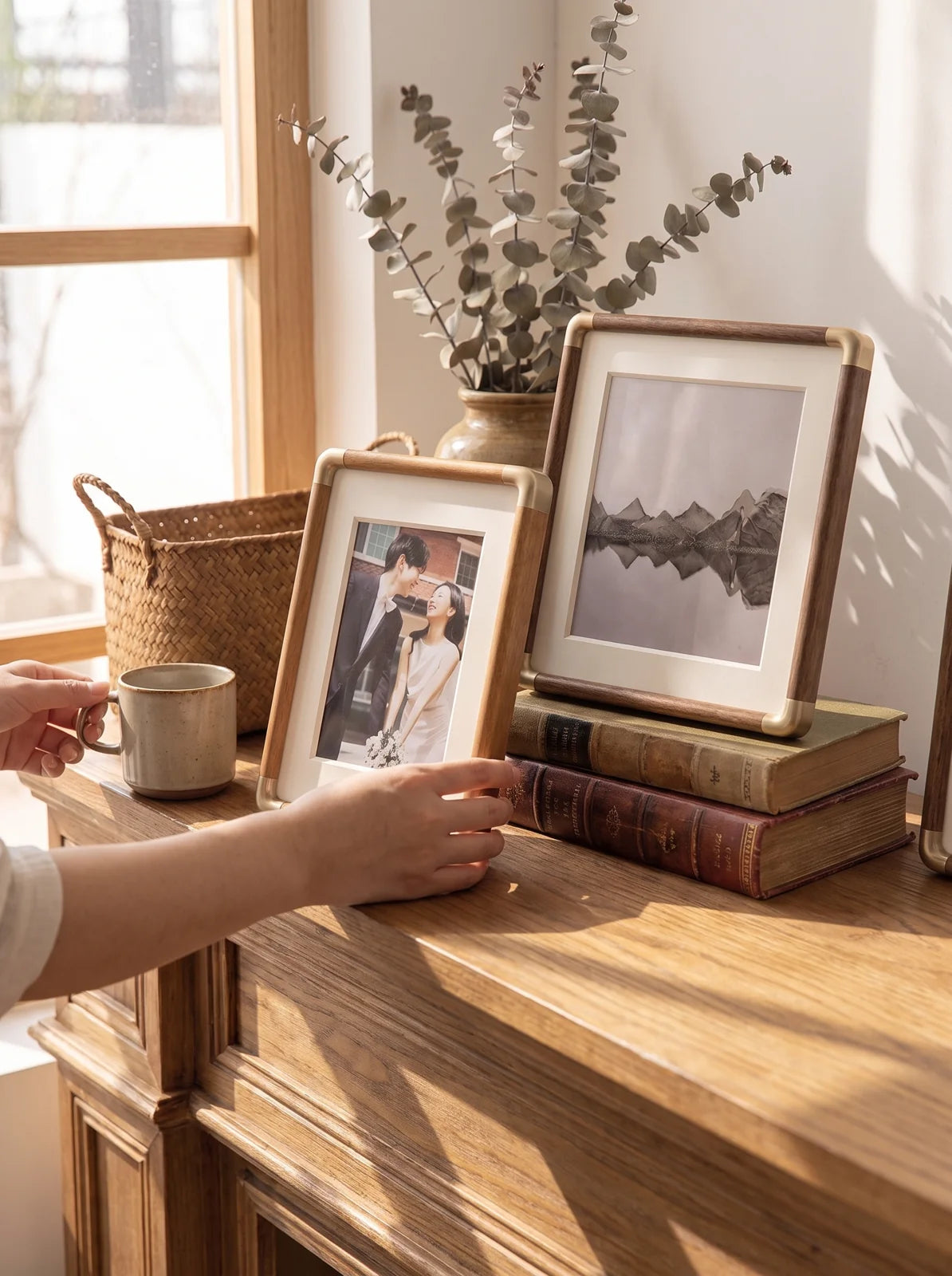 Brooks Tabletop Photo Frame - iwt2_image