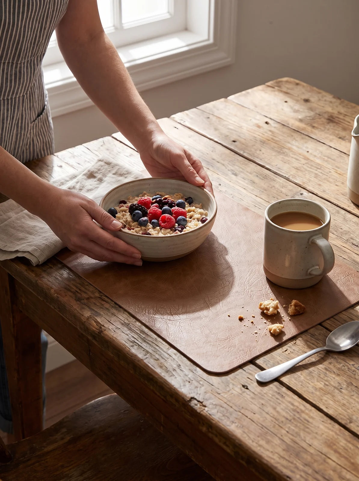 DuoMat Faux Leather Placemats - iwt2_image