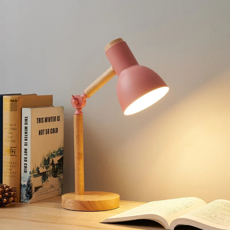 Lampe de bureau nordique en bois
