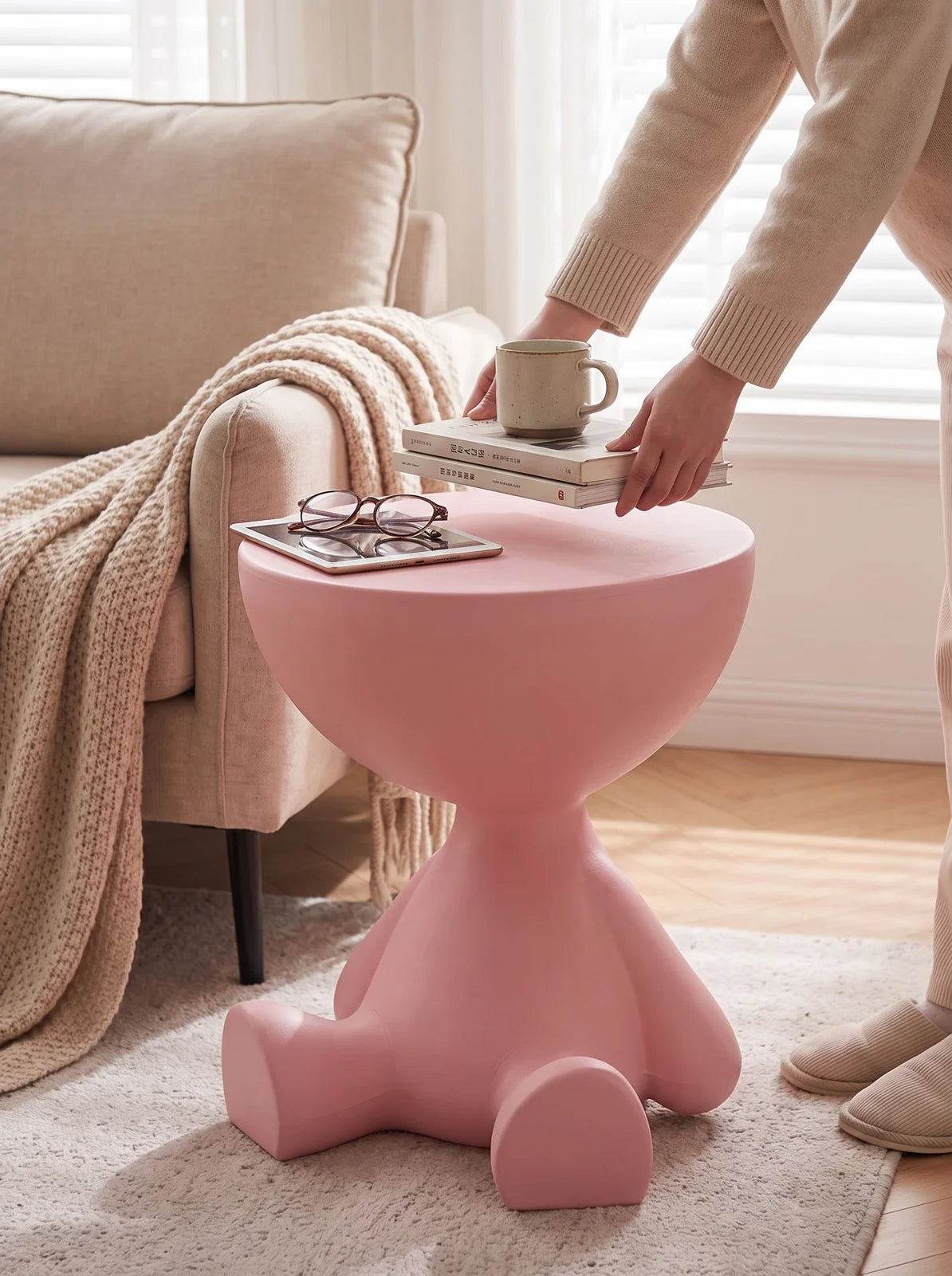 Cartoon Bear Side Table - iwt2_image