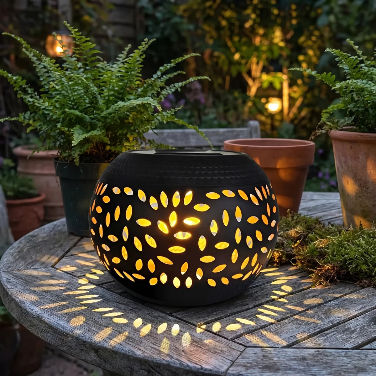 Lumopattern Solar Garden Light Black